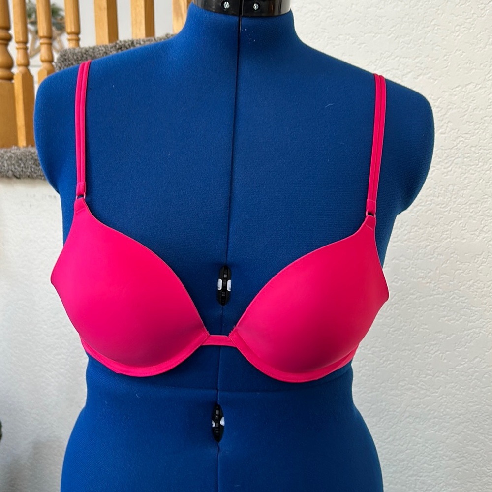 VS Bra